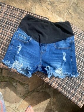 High-Waist Maternity Denim Shorts with Black Support Panel - Blue